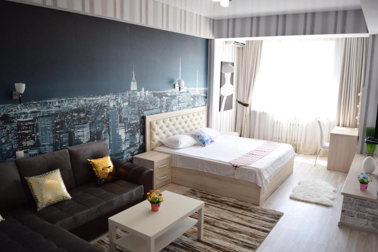 Studio Boutique Apartment Bishkek Luaran gambar