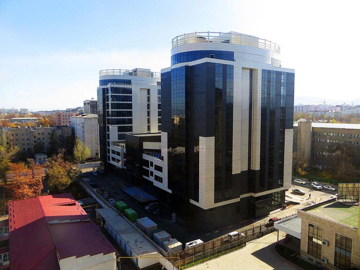 Studio Boutique Apartment Bishkek Luaran gambar