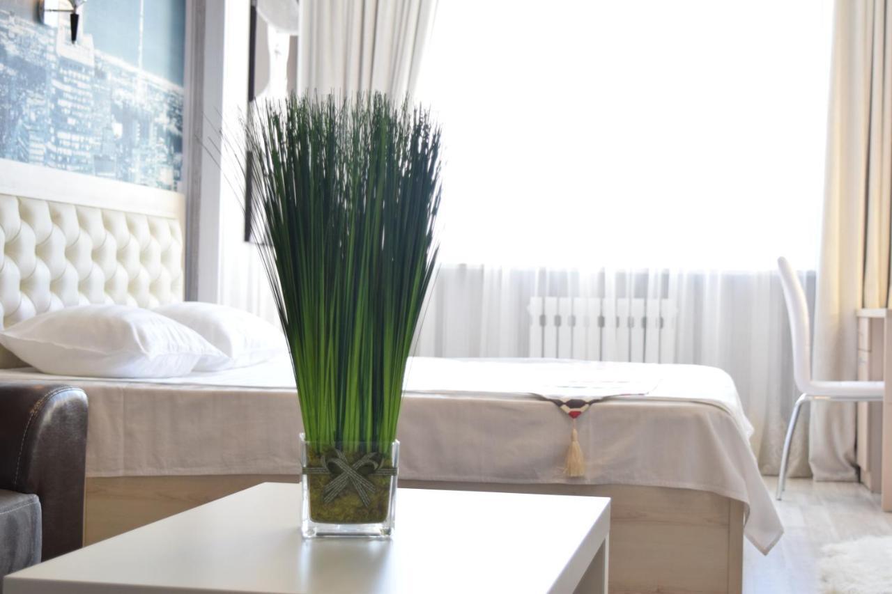Studio Boutique Apartment Bishkek Luaran gambar